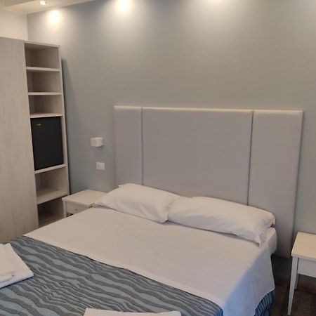 Hotel Caravel Park 里米尼 外观 照片