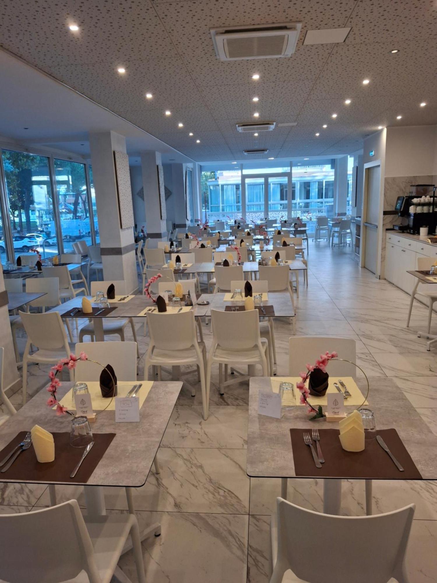 Hotel Caravel Park 里米尼 外观 照片